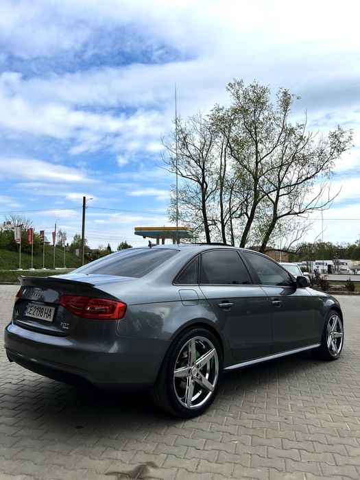 Audi A4 2012 VIN WAUBFCFL1DN005725 фото оголошення 11 з 18