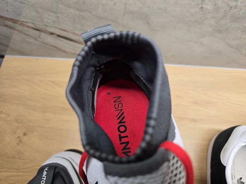 Nike React Phantom ACC TF buty piłkarskie rozm. 41 turfy profesjonalne
