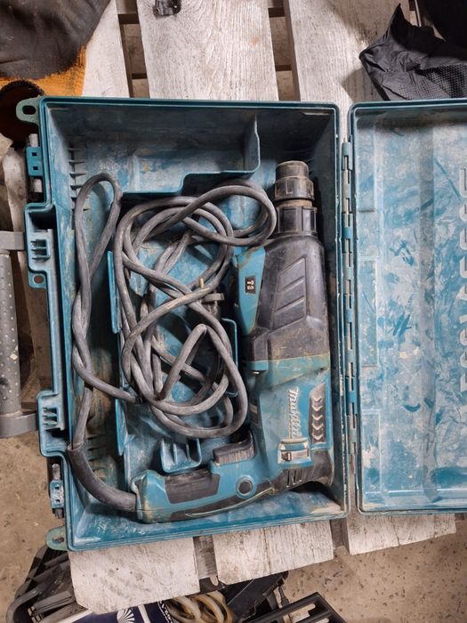 Młotowiertarka makita HR2630