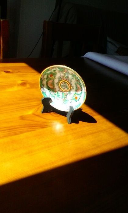 Lote de 2x peças de famílias diferentes - Motivo Oriental / Asiático