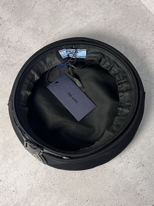 Берет pradа, кеппи, картуз , берет под прала