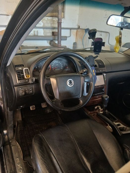 Продам або обміняю Ssang Yung Reston