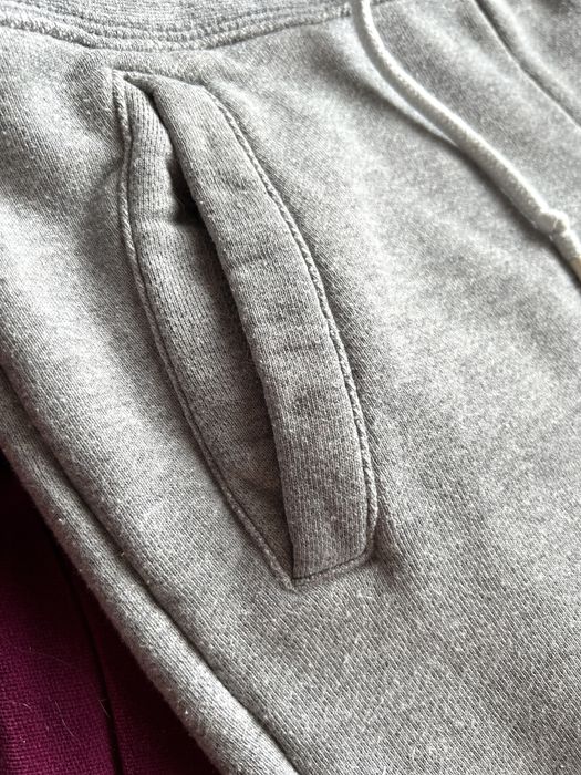 Szare ciepłe dresy slim fit Nike Track & Field