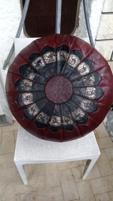 PUFF Marrocos Decorado 50x35cm. Bom Com 3 Fotos