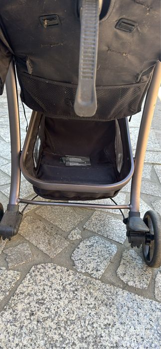 CArrinho bebe muito pouco usado