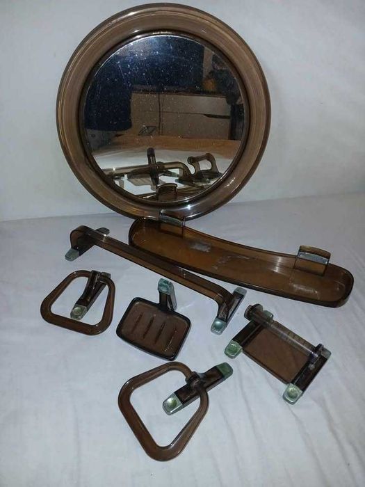 Conjunto de casa de banho vintage