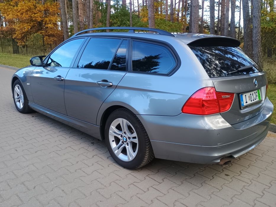 BMW seria  3 E 91 318 d