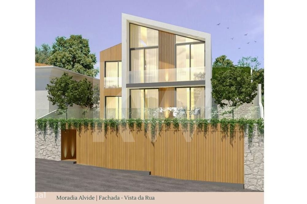 Detached Duplex House for Sale in Alvide, Alcabideche