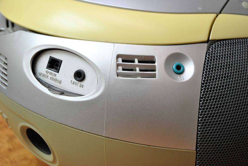 Магнитола SONY CFD-E90L