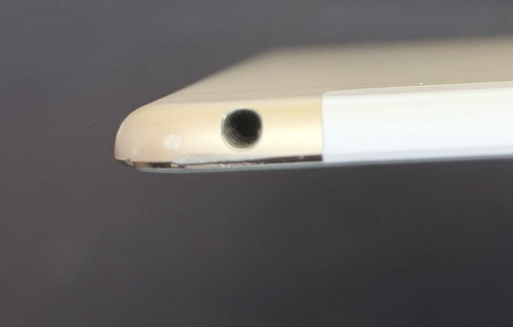 iPad Air 2 128GB Gold - робочий стан, є дефекти екрана