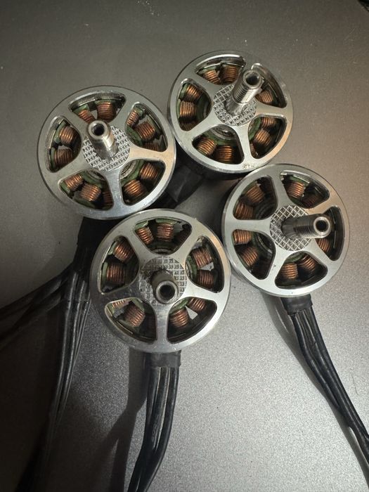 Мотори fpv! Зняті, як нові! Є різні! Фото в особисті!!