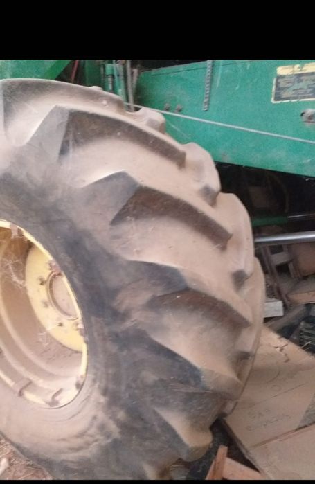 Ceifeira JD 1068 H