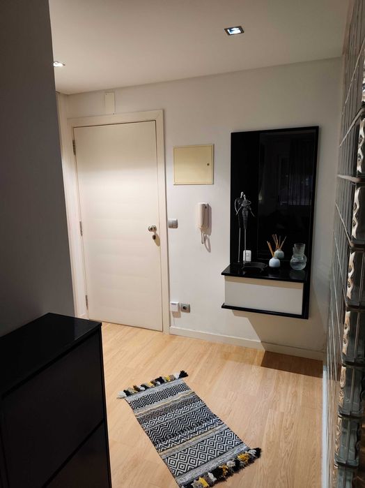 Apartamento T2 na Rua do Brasil a 5 minutos a pé das escolas e do Estádio Cidade de Coimbra