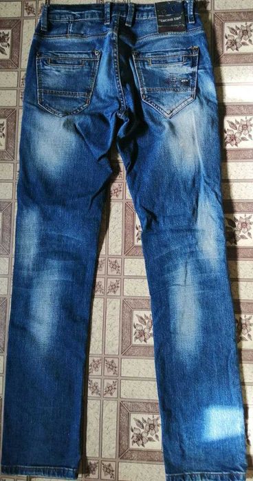 Мужские джинсы демисезон