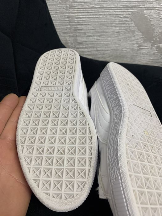 Жіночі кросівки Puma Basket Heart Patent