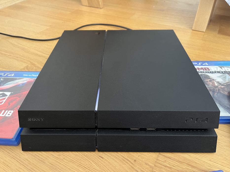 Playstation 4 fat 1TB+ камера для VR+ ігри+ 2 геймпада