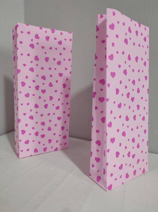 Подарункові пакети