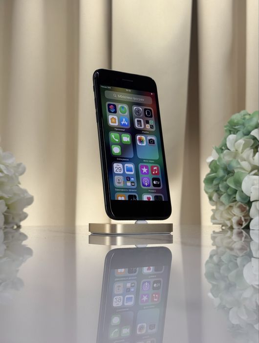 Оригінальний iPhone 7 Neverlock 32GB Black (Магазин Гарантія)