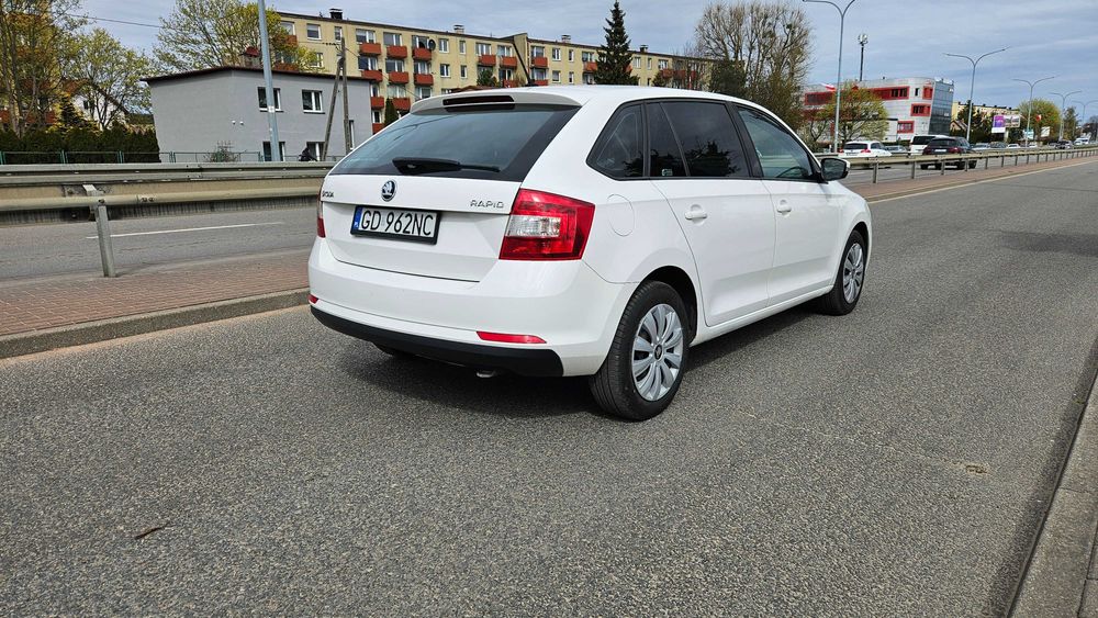 Skoda Rapid 1.2 Benz / Polski salon / 2 Właściciel