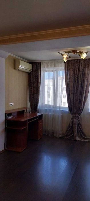 Продам квартиру на ул. Высоцкого — с ремонтом, мебелью и техникой.