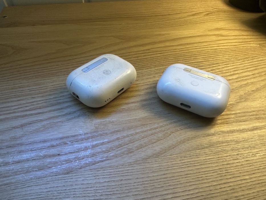 Продам кейси ориг від AirPods