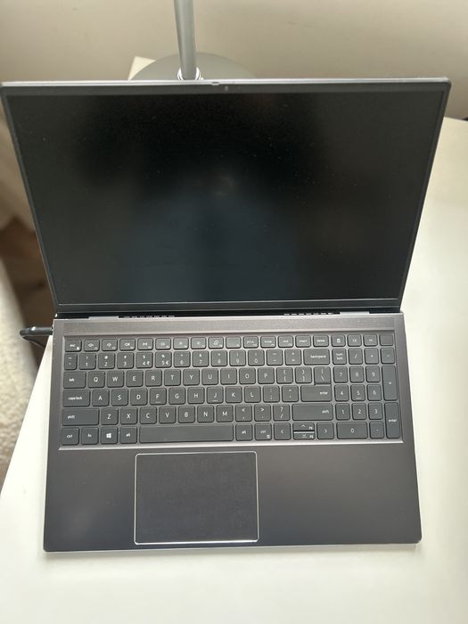 Dell Vostro 15 7510 i7 64 GB RAM RTX 3050 Ti 1 TB SSD Windows 11 Pro