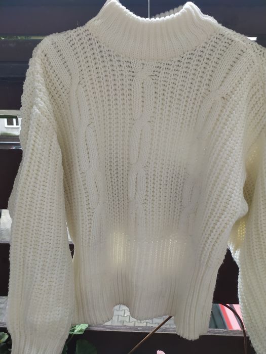 Sweter rozmiar M marki Okan