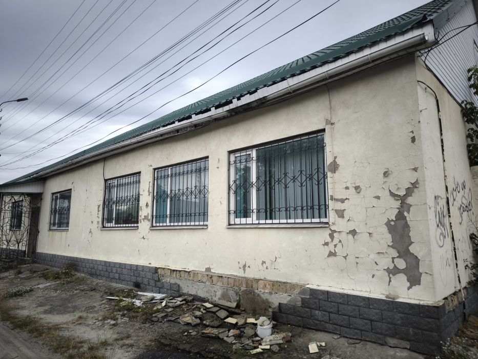 Здається приміщення комерція