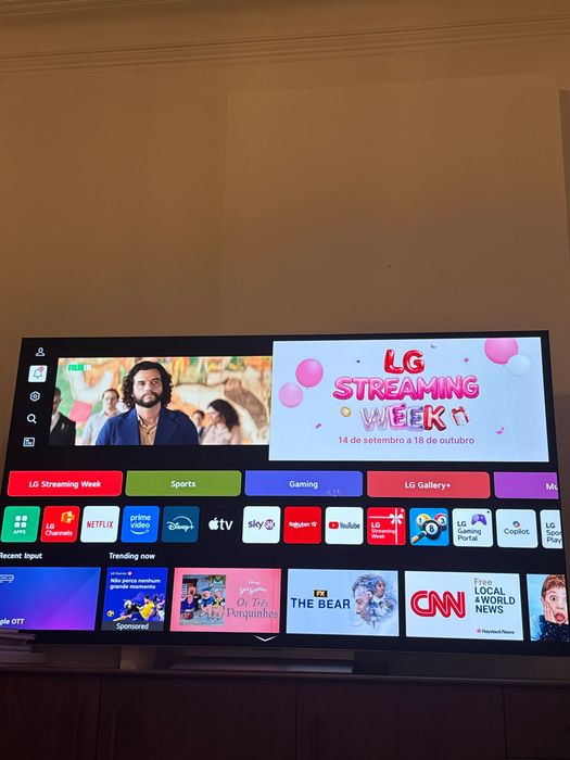 LG OLED 77” Smart TV oled77g45lw como novo!