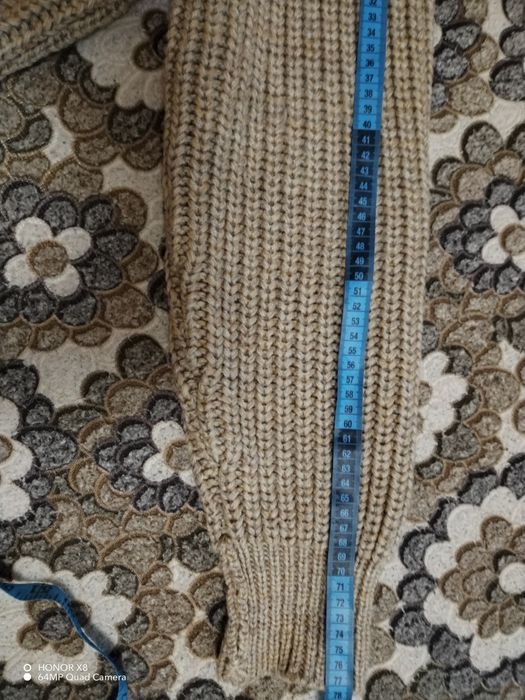 Продам свитер зимний оверсайз