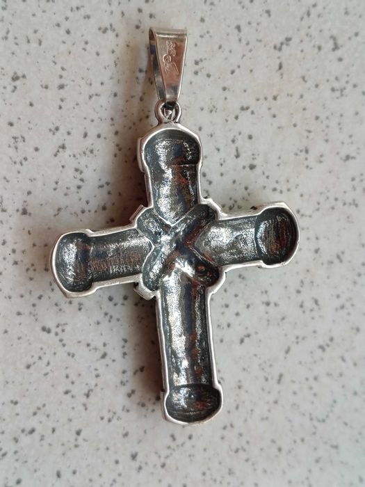 Srebrna zawieszka z markazytami S925 Wisiorek Krzyż Krzyżyk