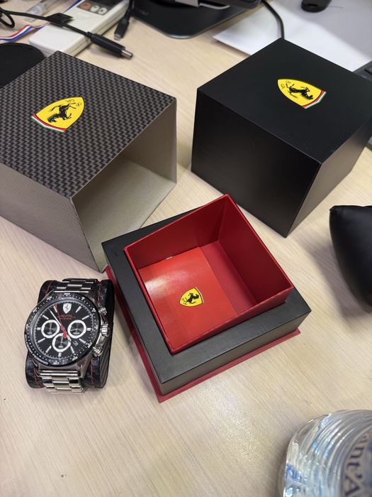 Ferrari scuderia Pilota Chronograph годинник