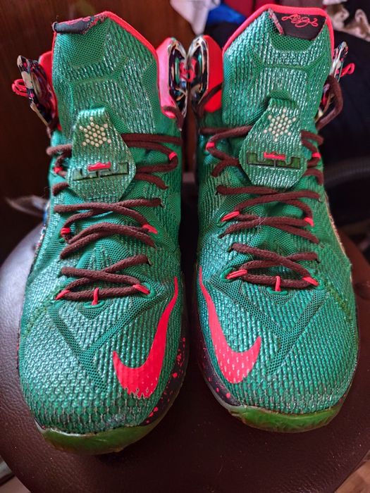 Buty męskie LeBron 12 xmas 42.5