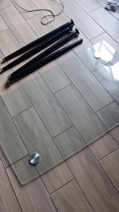 Стеклянный стол ремонт ножек