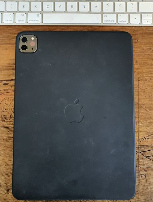 Smart Folio iPad Pro 11 (M1) 4th Gen Original63824730824321121