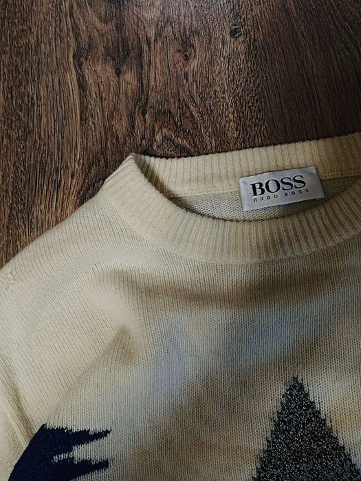 Вінтажний светр Hugo Boss, розмір M