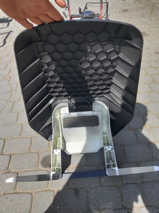 Domek do robotów koszących Sunseeker elite