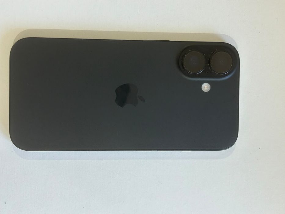 iPhone 16 [128/256 GB] Preto – Muito bom estado, bateria 88%
