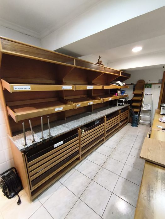 Mobiliário Completo para Padaria / Pastelaria / Mercearia