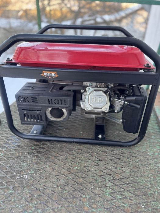 Генератор  VEGA GK2500 чехія AVR