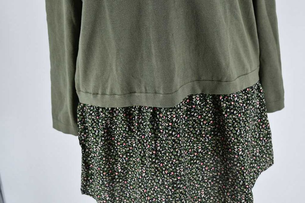 Dzianinowa sukienka ze zwiewnym dołem Rainbow 48/50