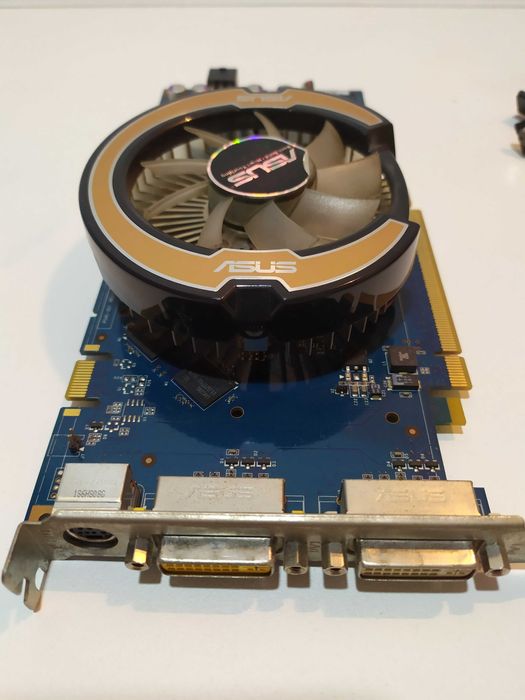 Відеокарта Asus GeForce EN9600GT ПК Гарний стан