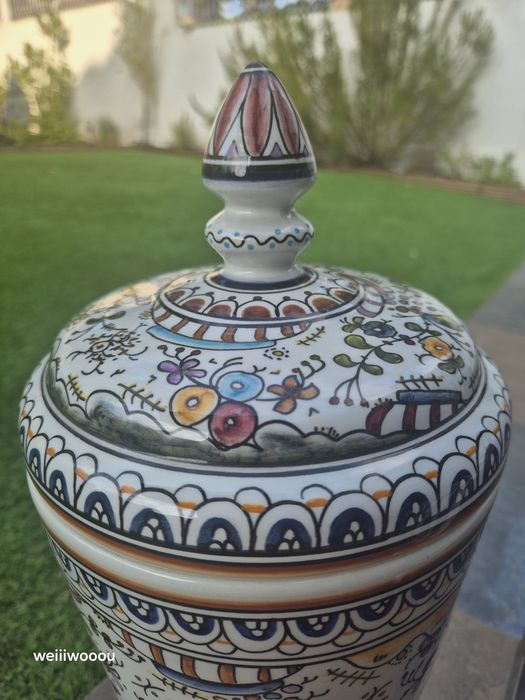 Boião Grande de Faiança de Coimbra 36cm -Pintado à Mão - Com Tampo