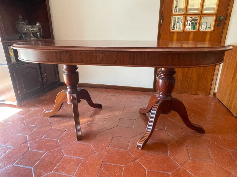 Sala de Jantar Completa Móvel + Mesa + 6 Cadeiras | Excelente Estado