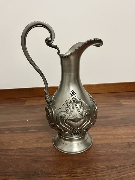 Jarra de Estanho