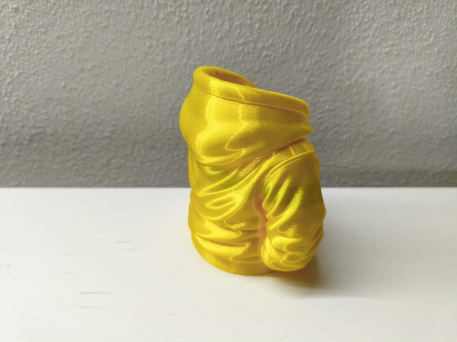 Porta-canetas Nike Amarela