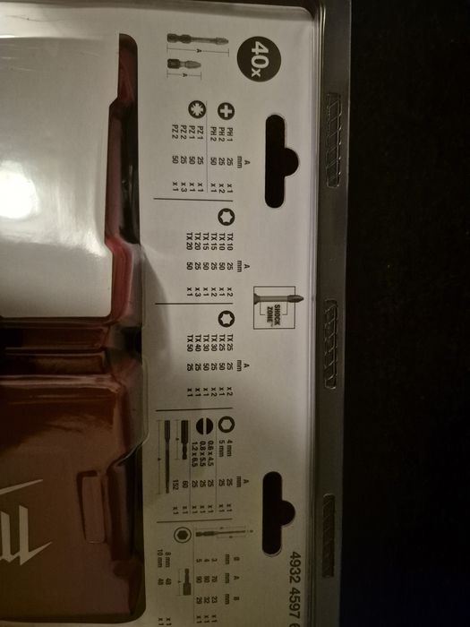 Milwaukee zestaw bitów + nóż