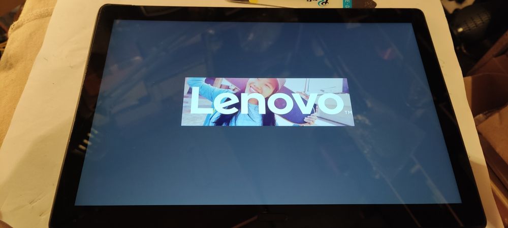 Wyświetlacz LCD z digitizerem LENOVO TAB P10 TB-X705
