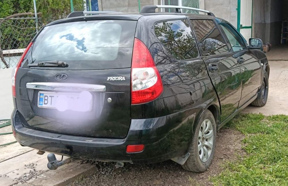 Продам LADA ПРИОРУ 2011 г универсал