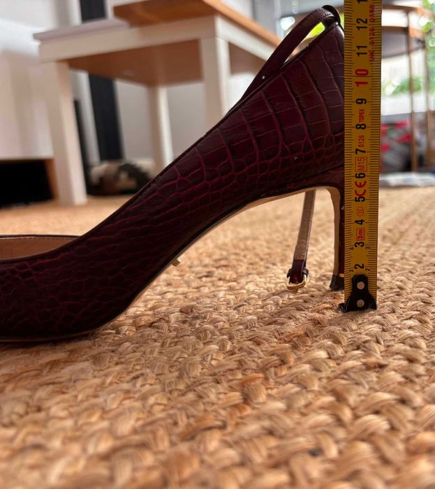 Szpilki Massimo Dutti bordowe, skóra croco, rozmiar 39 — z wadą